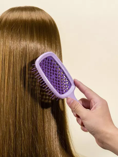 Hometecture™ Detangler Brush
