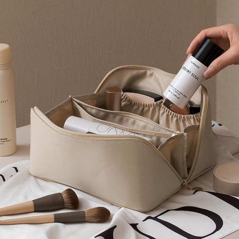 Hometecture™ Travel Makeup Bag